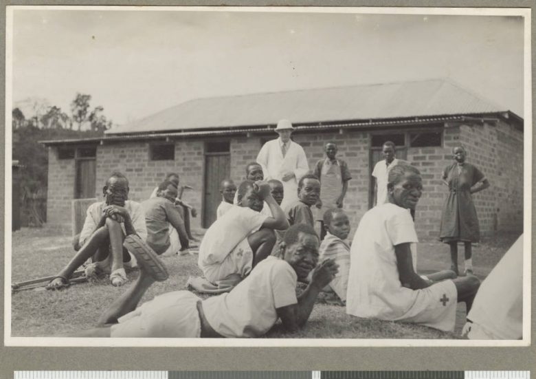 Kenyan nakna studenter